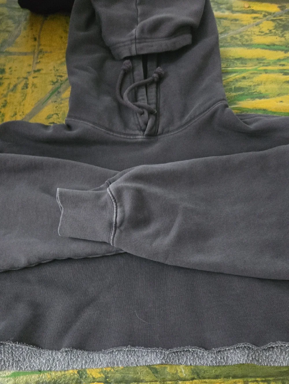 Lulu Charcoal Gray Pullover Hoodie Crop - Picture 1 of 3